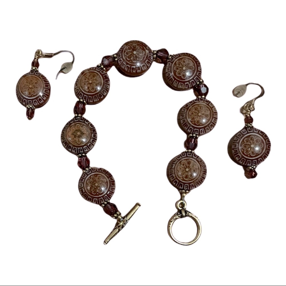3/$35 Bracelet & earring set